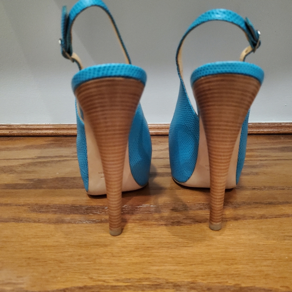Heels - Picture 4 of 5